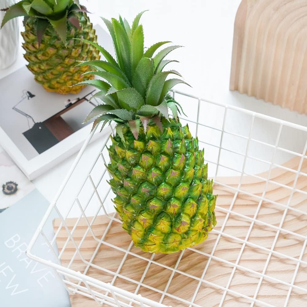 QIRMIZI Artificial Pineapple -Simulated Fruit Decoration, Lifelike Fake Fruit Model, Perfect for Home Decor, Kitchen, Party & Photography Prop – Realistic & Eco-Friendly,Green Small