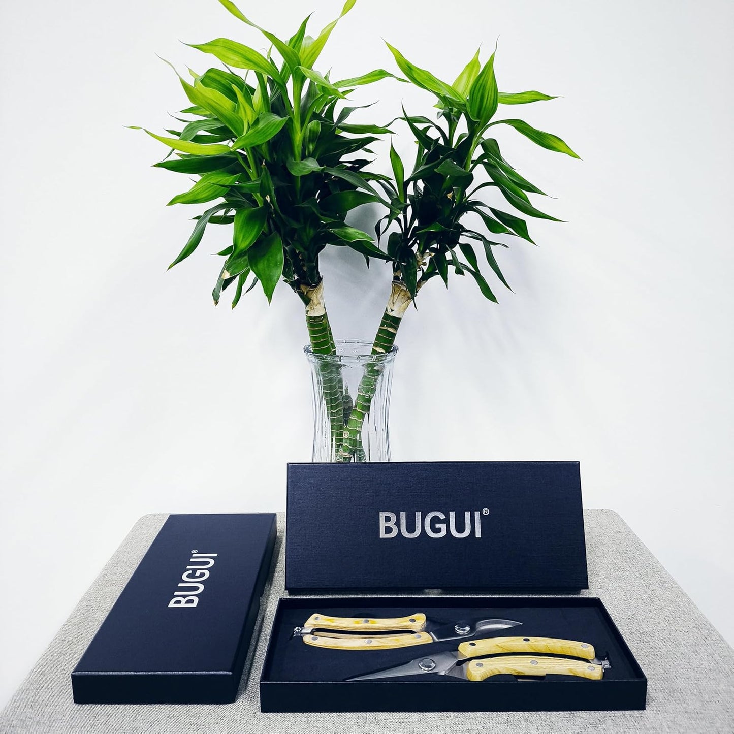 BUGUI 8β Wood Handle Garden Scissors, Set of 2, Includes Bypass Pruning Shears and Long Straight Tip Clippers, Premium Gardening Tools with Precision-Ground SK-5 Steel Blade