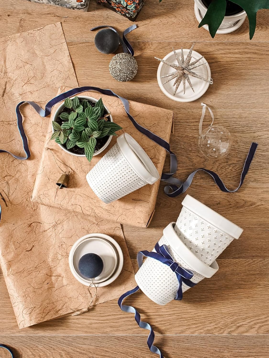 LE TAUCI Ceramic Plant Pots, 6 Inch Flower Pot with Drainage Hole & Saucer, Embossed Planter Pots for Indoor Plant Succulent, Orchid, Cactus, Home Decor - Set of 4, Arctic White