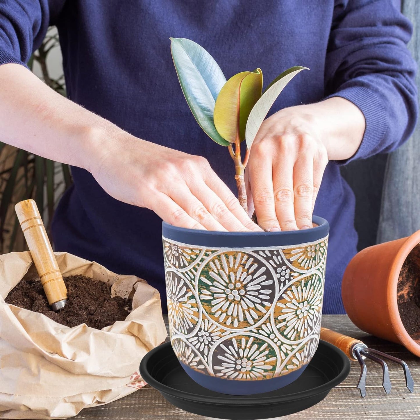 6 Pack Plant Saucer 8 inch, Heavy Duty Plastic Plant Water Tray, Planter Saucers, Flower Pot Tray, Planter Tray, Bird Bath Bowls, Water Trays for Plant Pots 7"/8" (Black)