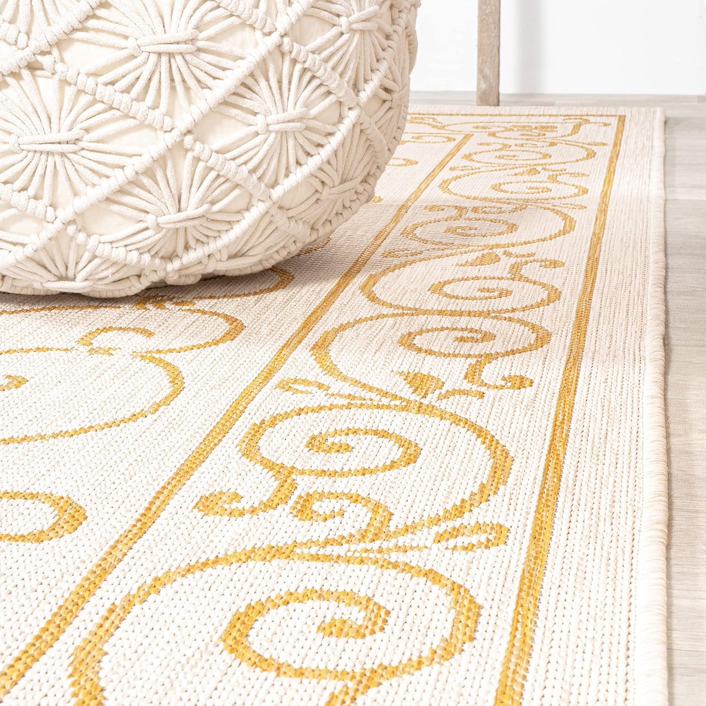 JONATHAN Y SMB106M-5SQ Charleston Vintage Filigree Textured Weave Indoor Outdoor Area Rug, Classic Traditional Transitional Easy Cleaning,Bedroom,Kitchen,Backyard,Patio, Cream/Yellow, 5' Square