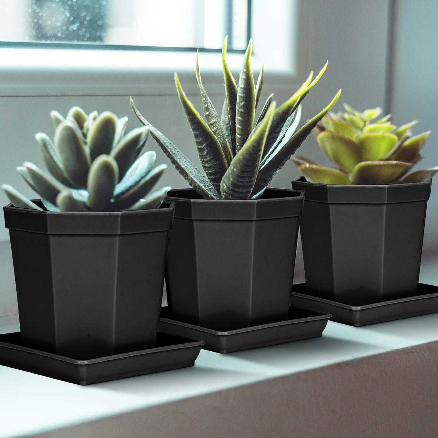 Square Plant Saucer 18 Inch 4 Pack, Durable Plastic Plant Saucer, Garden Large Deep Plant Trays for Pots, Heavy Duty Plant Pot Saucers, Planters for Indoors and Outdoors Plants.