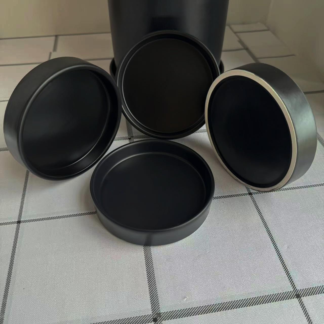 Plant Saucer Pot Tray Planter Saucers 4 in, 5 6 7 8 9 10 11 12 Inch Black 4 Pack for Indoors Outdoor, Durable Sturdy Ceramic Flower Drainage Tray for Glazed Pots Base ((4.5"/4.1"-Black)