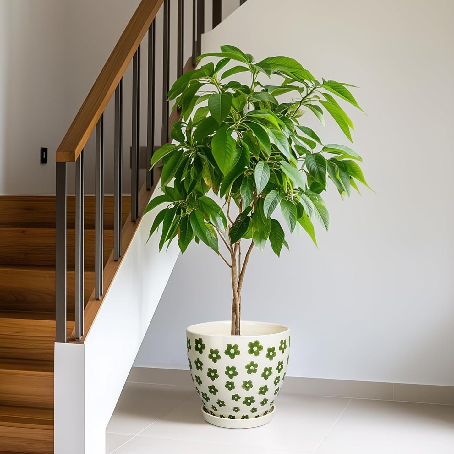 Ceramic Flower Pot - 10 Inch Plant Pot Indoor with Drainage Hole and Saucer, Boho Round Ceramic Planter for Indoor Outdoor Plants, Plant Lover Gifts, Home Garden House Decor, White