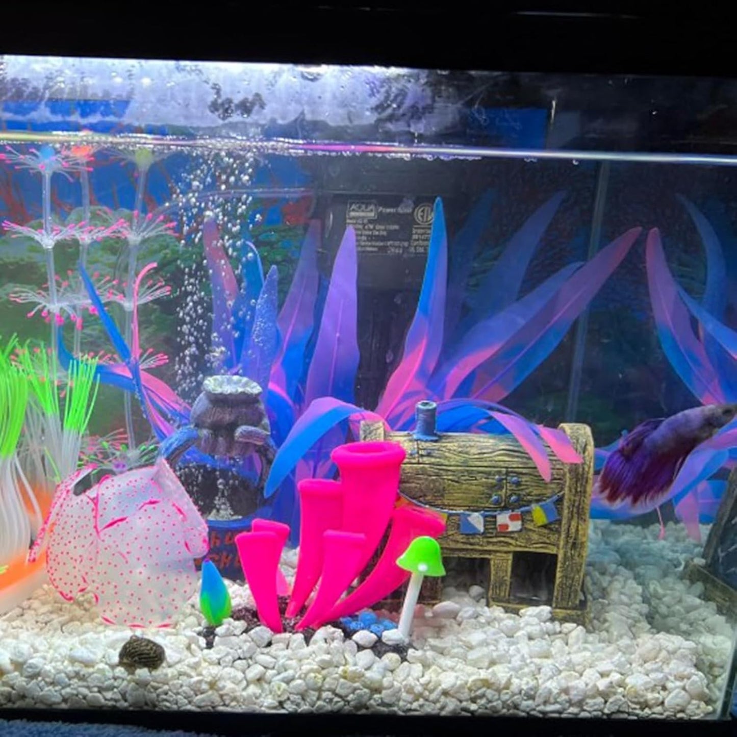 1Pcs Tall Blue Aquarium Decoration Plants Simulation Artificial Water Grass Plastic Fish Tank Decor Plant Silicone Glowing Kelp Ornament Aquarium Accessories Fake Plants,Blue,16.9in