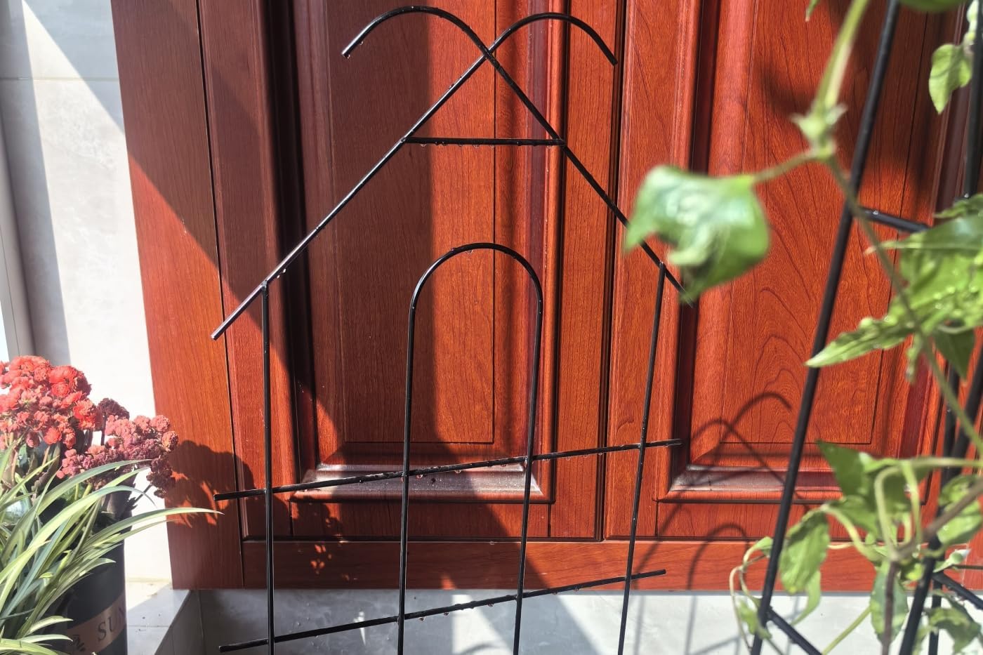 ARIFARO 32'' Metal Garden Trellis Indoor/Outdoor Sturdy Plant Trellis for Potted Plants,House Plants, Climbing Vines, Pack of 4, Black