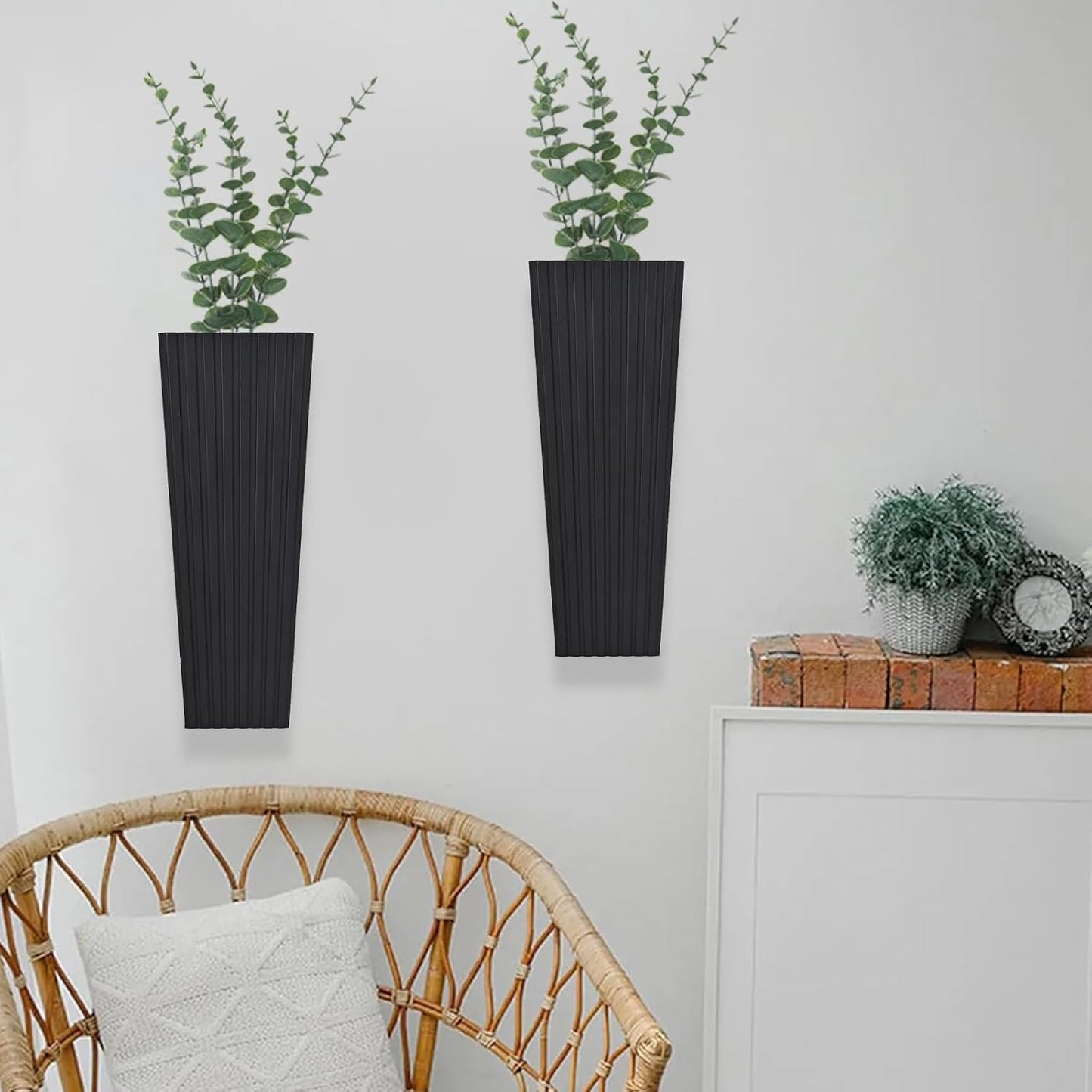 2Pack Black Wood Wall Planter for Indoor +2Pack Green Plants,Modern Wooden Hanging Planter for Dried Flowers and Plants,Abstract Vase Farmhouse Wood Wall Decor (Black)