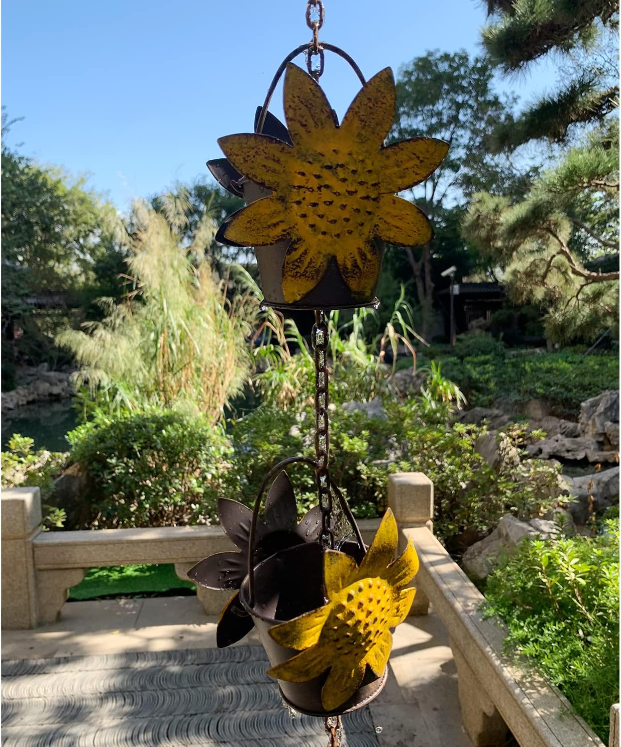 Rain Chains 8.5FT Metal Bucket Rain Chains for Gutters and Downspouts Vintage Rain Catcher Chain Sunflower Decorative Rain Chimes for Outside Rainwater Diverter Outdoor Decor for Garden Yard