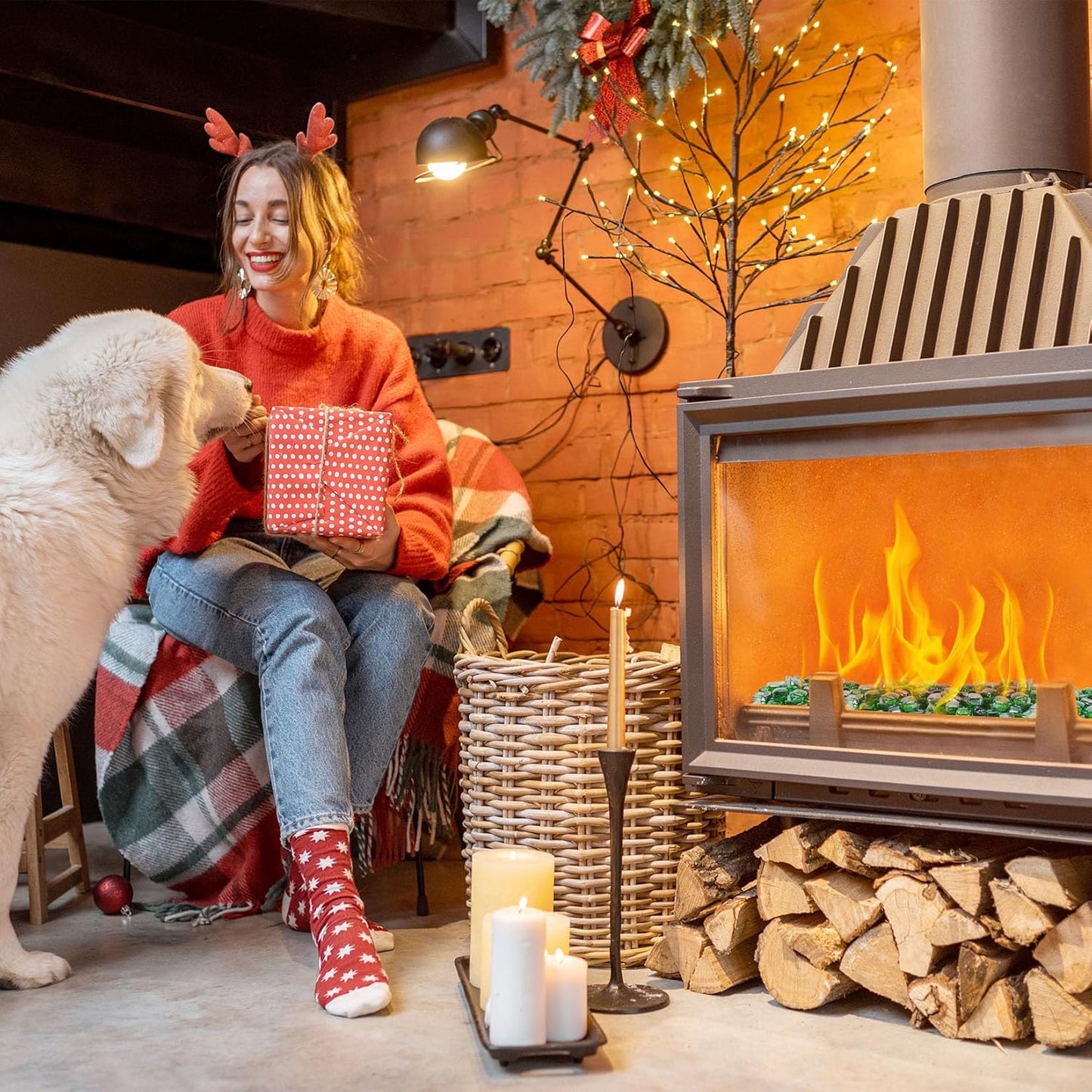 Fire Pit Glass Rocks Square, Fire Glass Cubes, Tempered Beads for Fireplace, Firepit Table Indoor or Outdoor, Replacing Traditional Burning Wood 20 pounds, Green Reflective