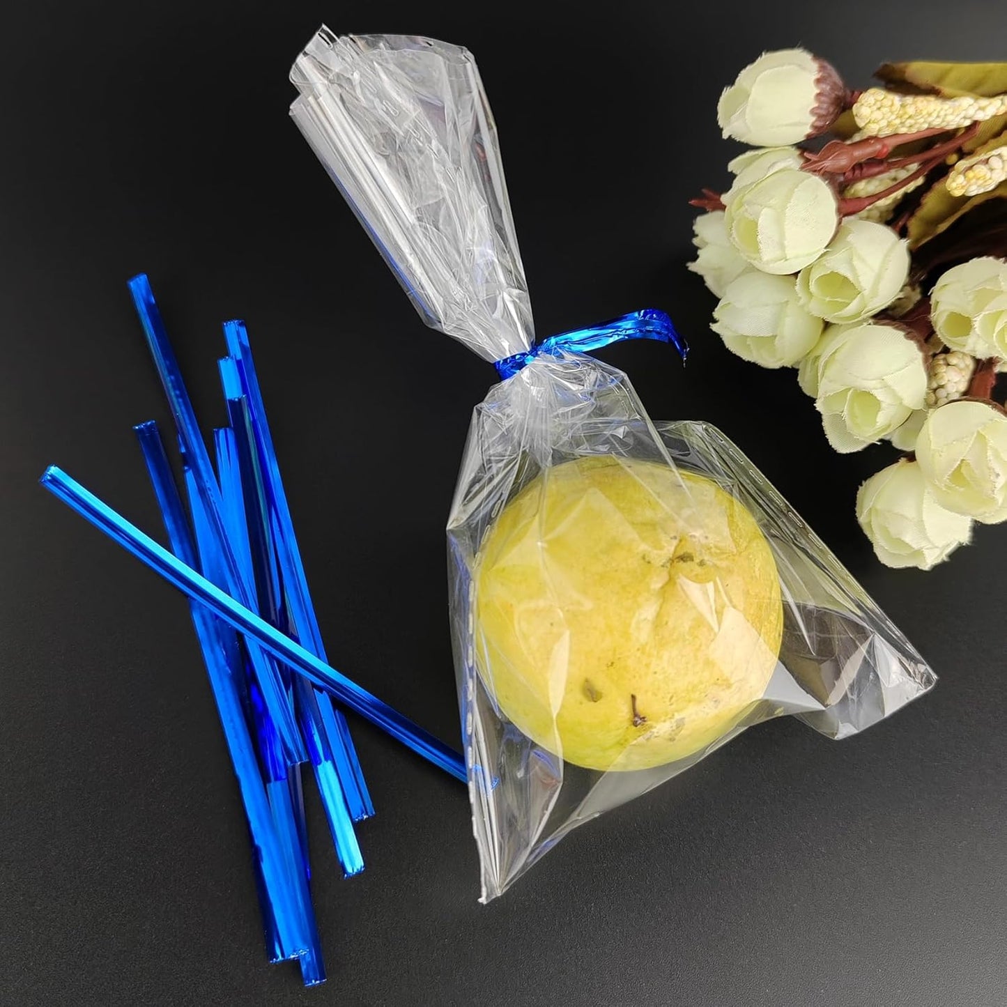 400 Pcs Metal Twist Ties 4 Inches Twist Straps for Bread Bags Candy Bags Snack Bags Halloween Party Cake Favor (Gold)