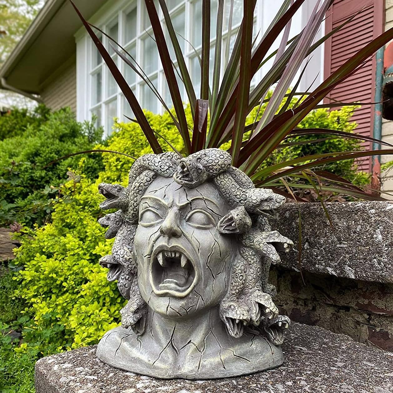 Darware Resin Medusa Head Planter, Large Garden Decor Statue Flower Pot