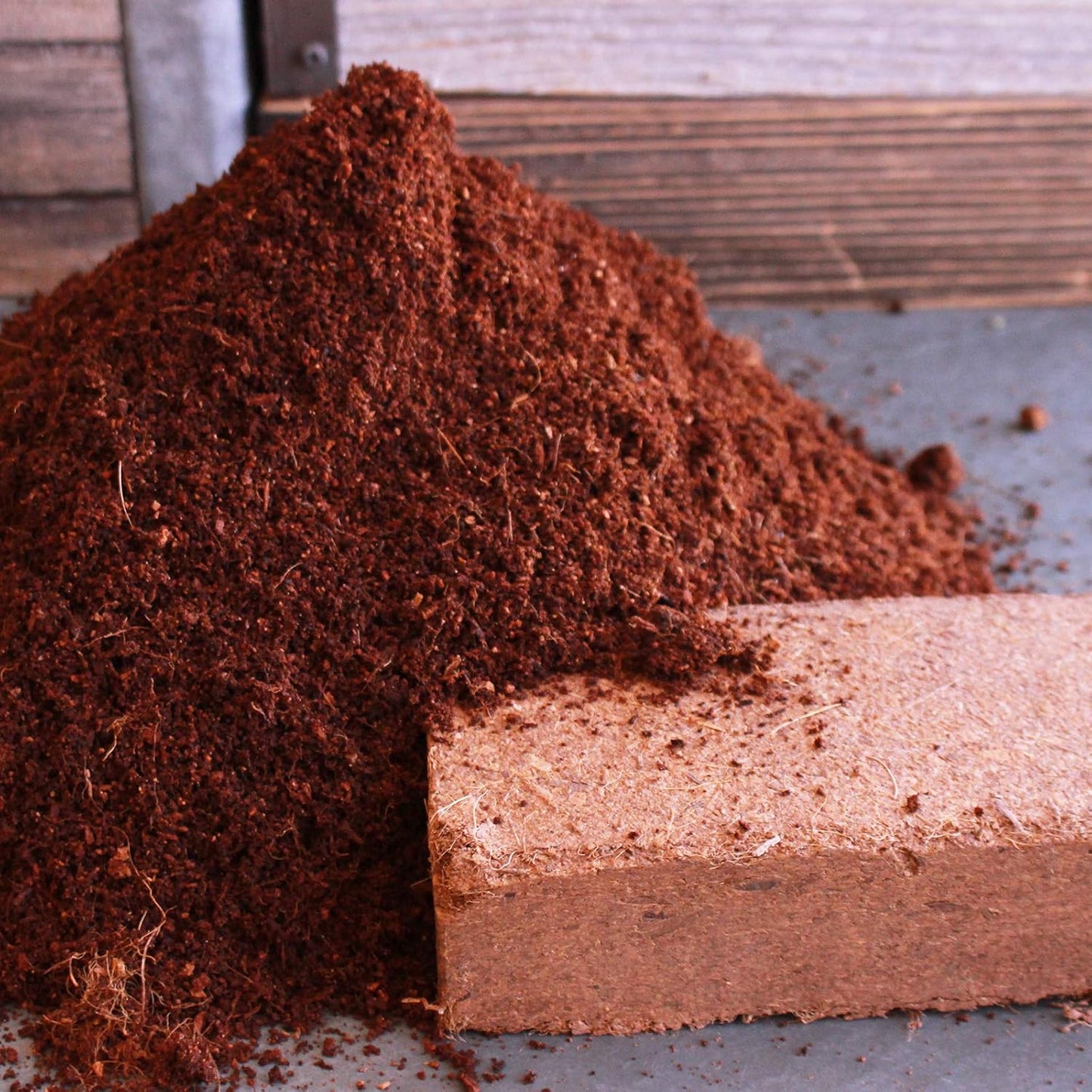 Minute Soil - Compressed Coco Coir Fiber Grow Medium - 3 Bricks = 4.5 Gallons of Potting Soil - Seed Starting, Gardening, House Plants, Flowers, Microgreens, Wheatgrass - Add Water - Peat Free - OMRI
