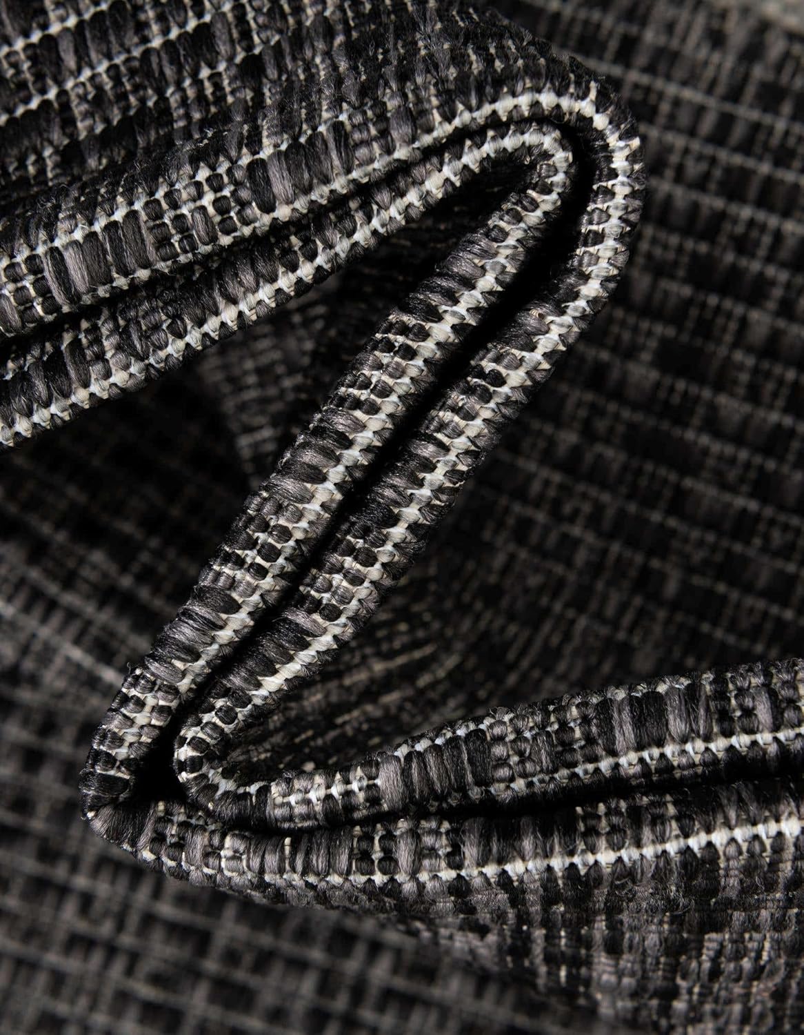 Unique Loom Outdoor Border Collection Area Rug - Soft Border (3' 1" Round, Black/ Ivory)