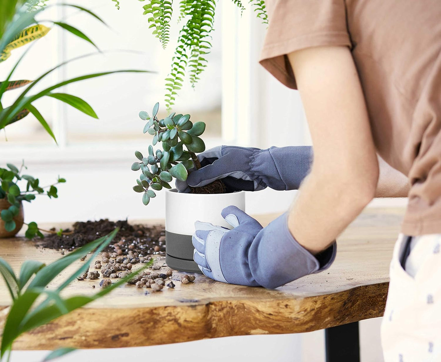 D'vine Dev Set of 2 Plants Pots, 4.6 Inch Ceramic Planter Pot for Plants with Drainage Hole and Saucer, White/Speckled Grey, 94-V-B-6