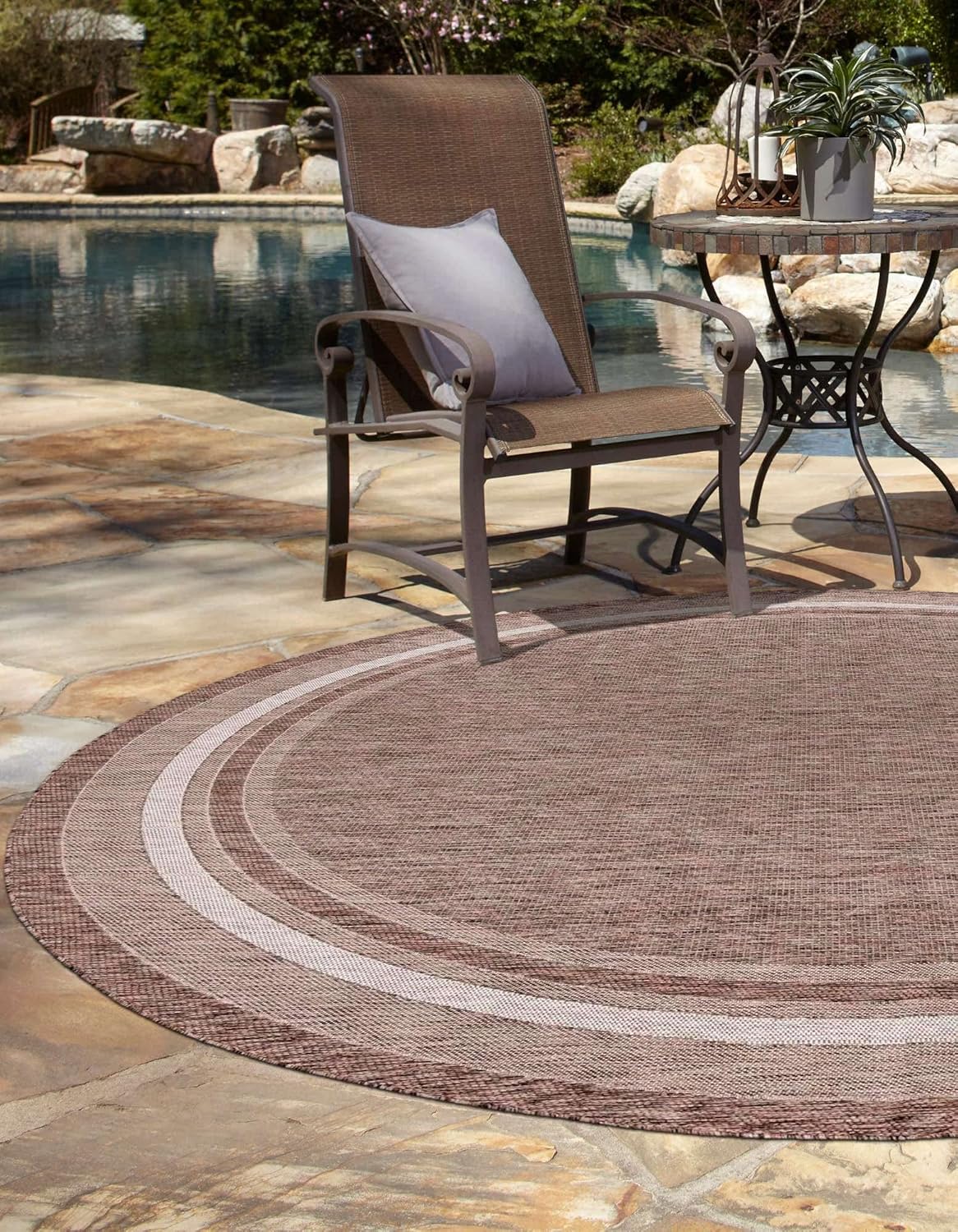 Unique Loom Outdoor Border Collection Area Rug - Soft Border (6' 1" Round Brown/Ivory)