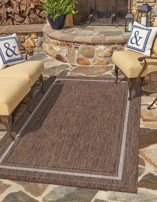 Unique Loom Outdoor Border Collection Area Rug - Soft Border (7' 10" x 10' Rectangle Brown/Ivory)