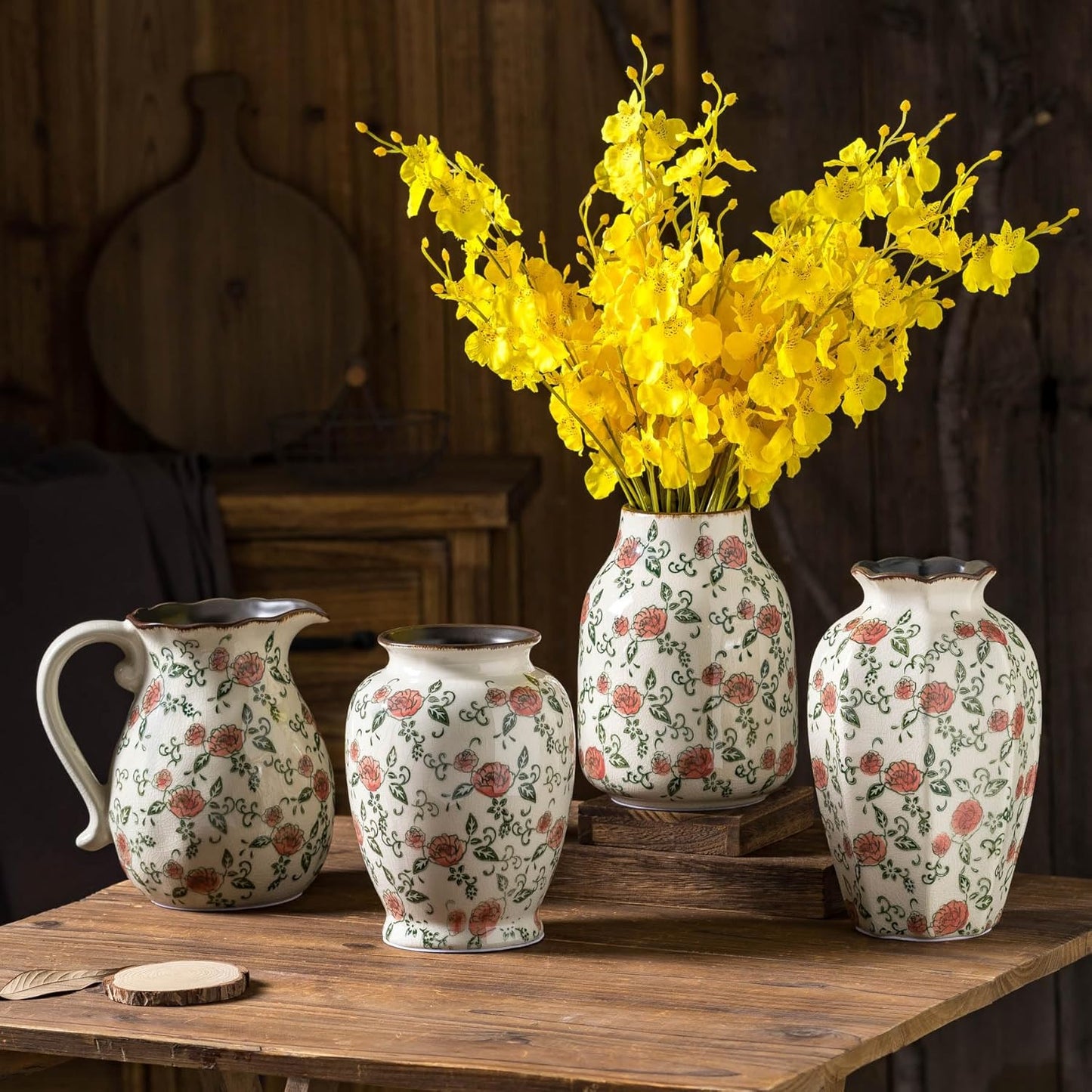 Green and Beige Vintage Round Vase, Red Rose Chinoiserie Floral Vase, Farmhouse Antique Decorative Ceramic Flower Vases for Bouquet, Home Decor, Living Room, Bookshelf, Office, Tuscan Decor 7.8 Inch