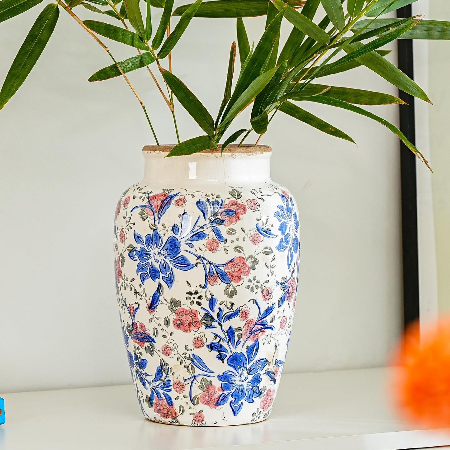 Sungmor Ceramic Flower Vase, Vintage Ice Cracked Glaze Porcelain Vase, Pretty Home Decor Vase for Flower Arrangement, Fresh Flowers, 10.2 Inch Tall Chinoiserie Pottery Vase, Blue Floral Pattern