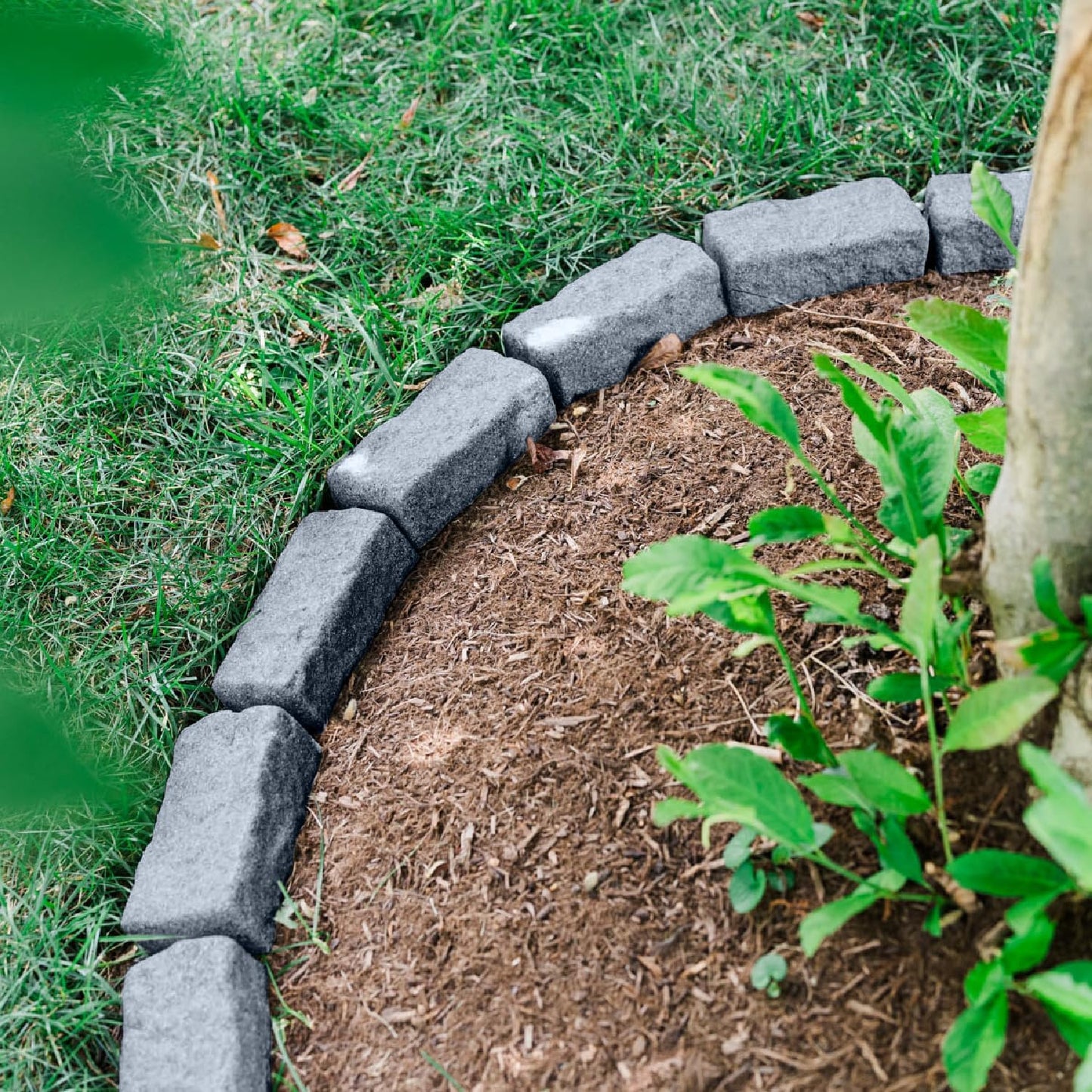 Beuta Landscape Edging | Garden Edging Border | Faux Stone Bricks for Lawn edging, Flower beds, Pathways & Yard Edging– 4 Packs | Each Section Has 6 Bricks 48"L x 4"W x 2.25"H | 12 Spikes |Greystone
