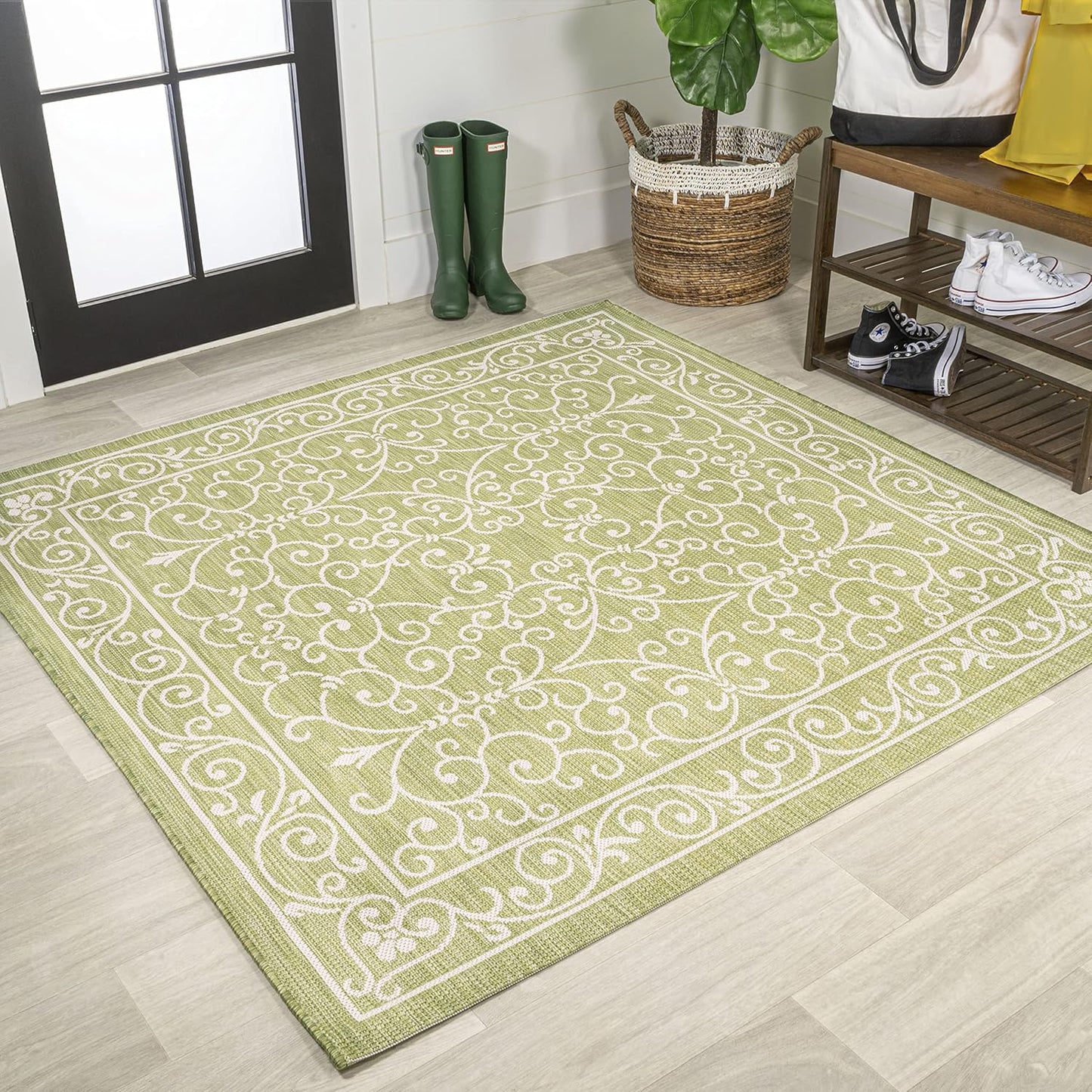 JONATHAN Y SMB106H-5SQ Charleston Vintage Filigree Textured Weave Indoor Outdoor Area Rug, Coastal,Traditional,Transitional Easy Clean,Bedroom,Kitchen,Backyard,Patio, Non-Shed, Green/Cream, 5' Square