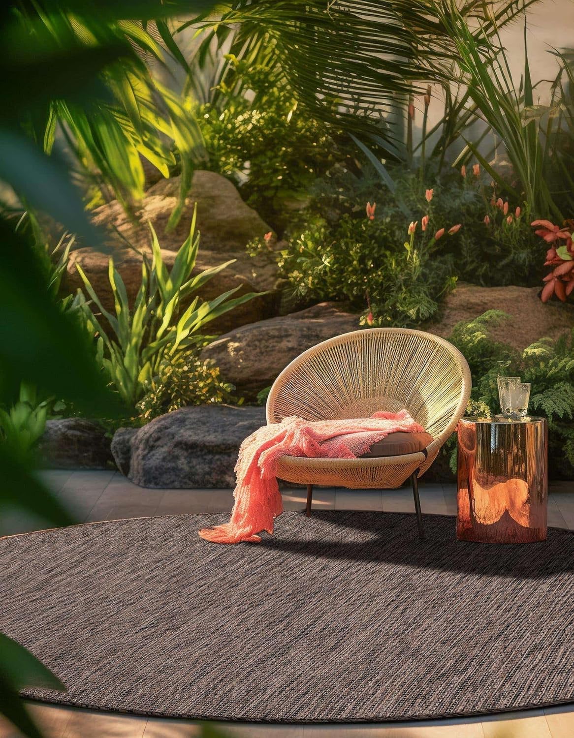 Unique Loom Outdoor Solid Collection Area Rug (5' 3" Round Light Brown/Ivory)