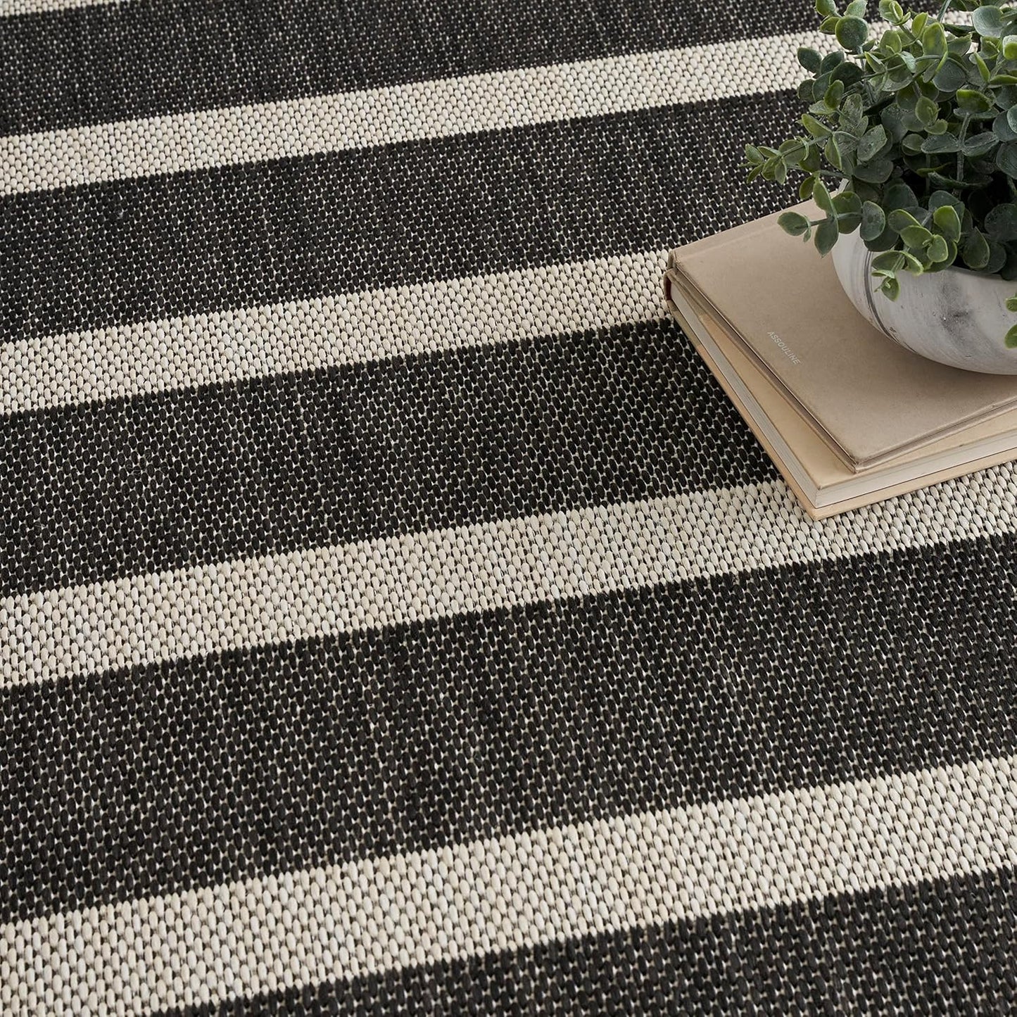 Nourison Home Positano Indoor/Outdoor Black Ivory 5' x 7' Area Rug, Easy Cleaning, Non Shedding, Bed Room, Living Room, Dining Room, Deck, Backyard, Patio (5x7)