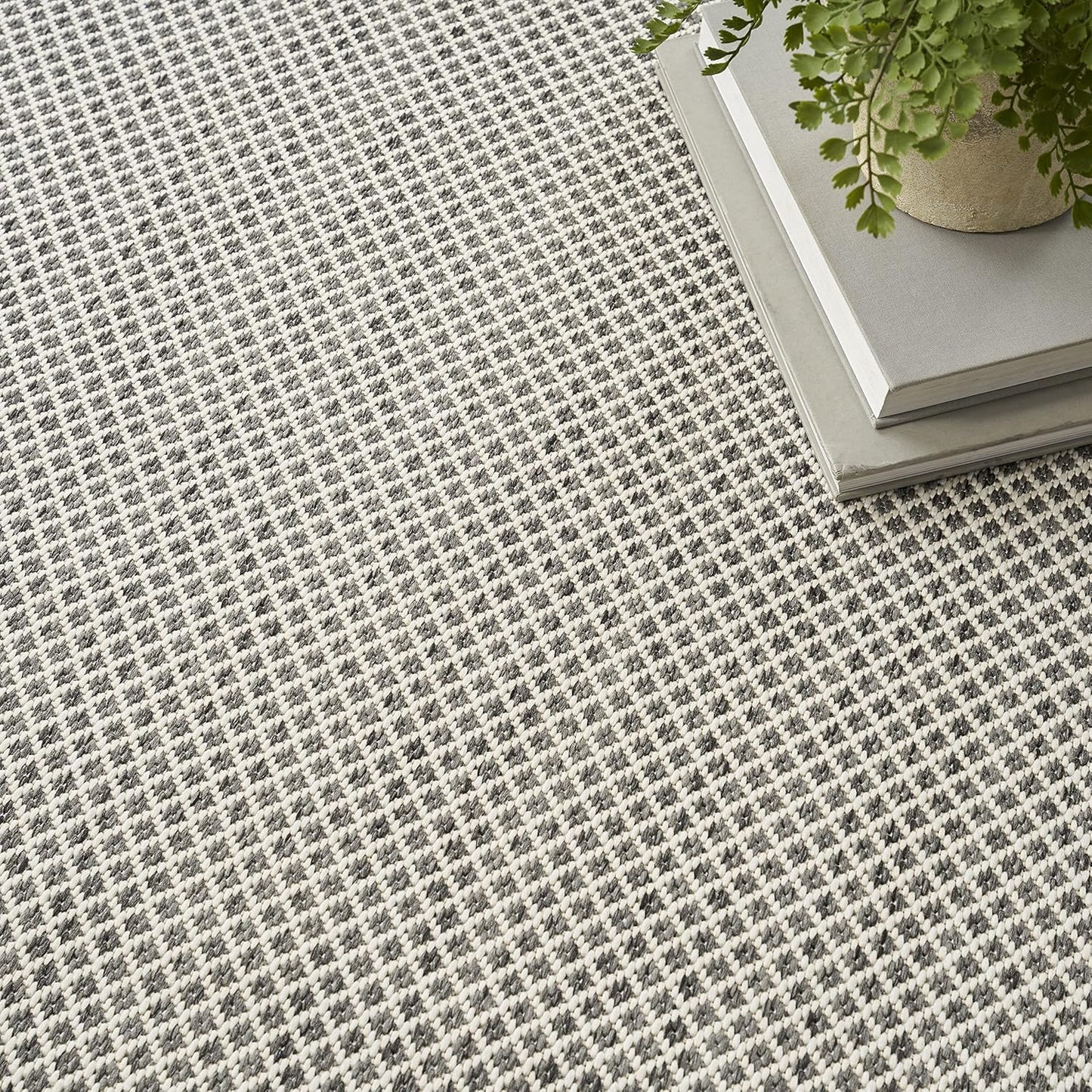 Nourison Home Courtyard 48" x 72" Fabric Indoor/Outdoor Rug in Ivory Charcoal