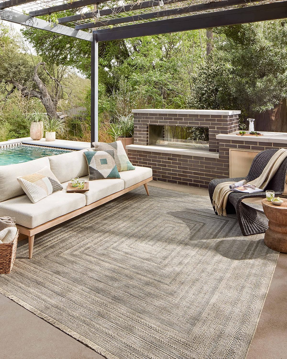 Loloi Dawn Collection Indoor/Outdoor DAW-01 Natural 2'-3" x 10'-0" Runner Rug