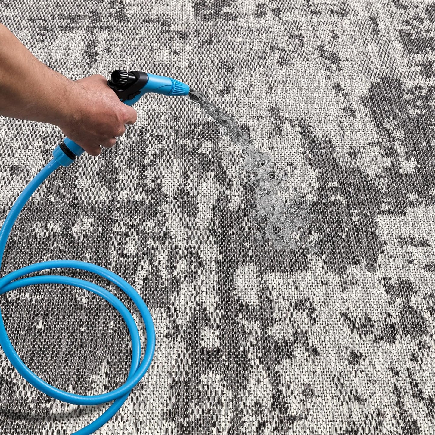 Keen Home Design Terrace Outdoor Round Rug - 5ft Round Washable Indoor/Outdoor Rug for Patio, Kitchen, Balcony, Beach, Garden, Deck and Porch, Size: 5'3" Round