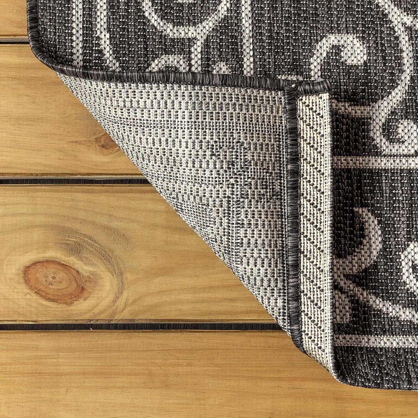 JONATHAN Y SMB106G-3 Charleston Vintage Filigree Textured Weave Indoor Outdoor Rug LivingRoom Backyard,3 X 5,Black/Gray