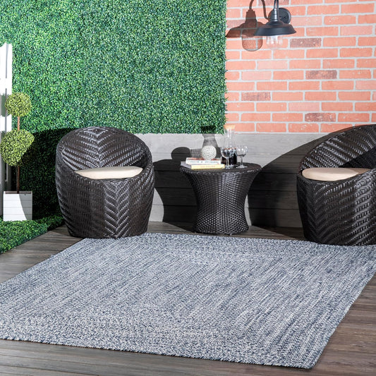 nuLOOM 2' x 3' Solid Hand Braided Indoor/Outdoor Area Rug, Pet-Friendly, High Traffic, Weather Resistant, for Patio, Balcony, Bedroom, Living Room, Dining Room, Wynn Navy